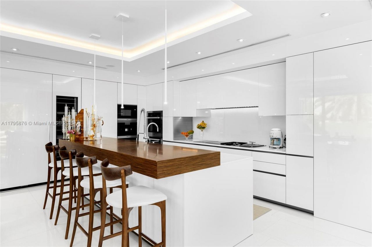 441 N Hibiscus Dr, Miami Beach, FL 33139 Photo