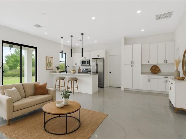 827 Frederick Reid ST E, LEHIGH ACRES, FL 33974