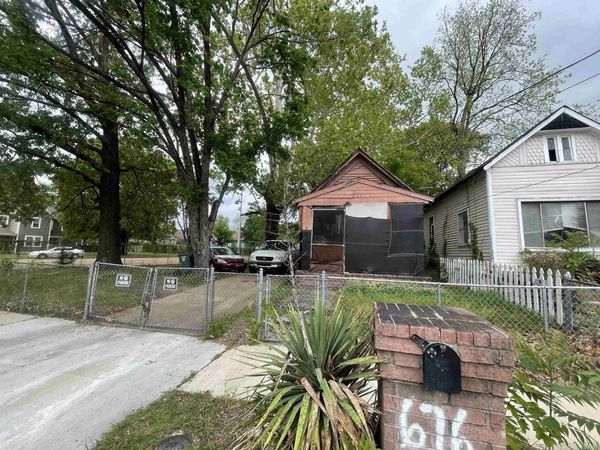 676 LOONEY AVE, Memphis, TN 38107