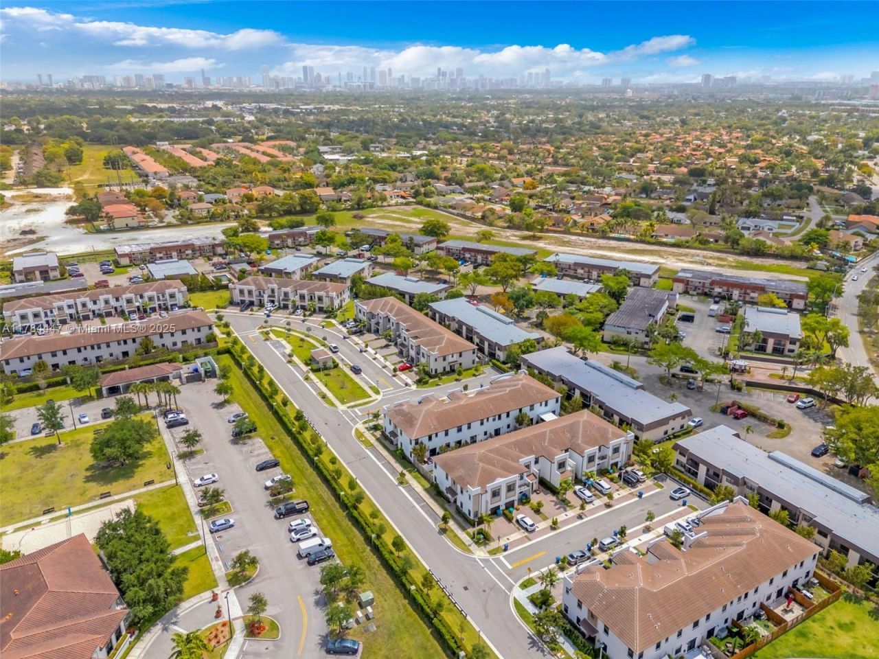 20865 NE 7th Ct, Miami, FL 33179 Photo