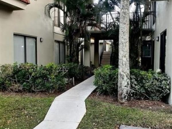 Coral Springs, FL 33065