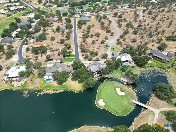 109 Comanche Agate, Horseshoe Bay, TX 78657