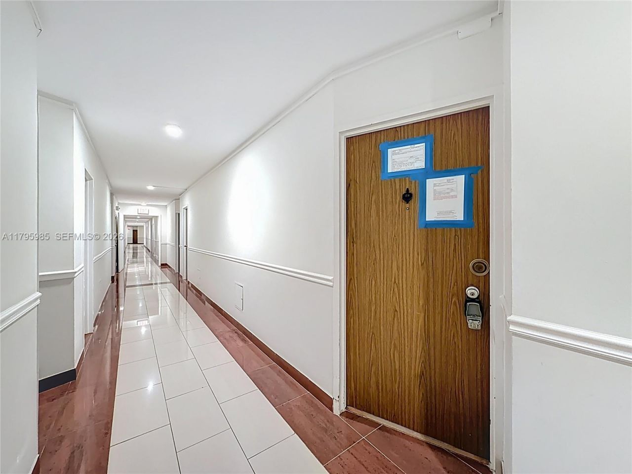 2899 Collins Ave, Unit 1218, Miami Beach, FL 33140 Photo
