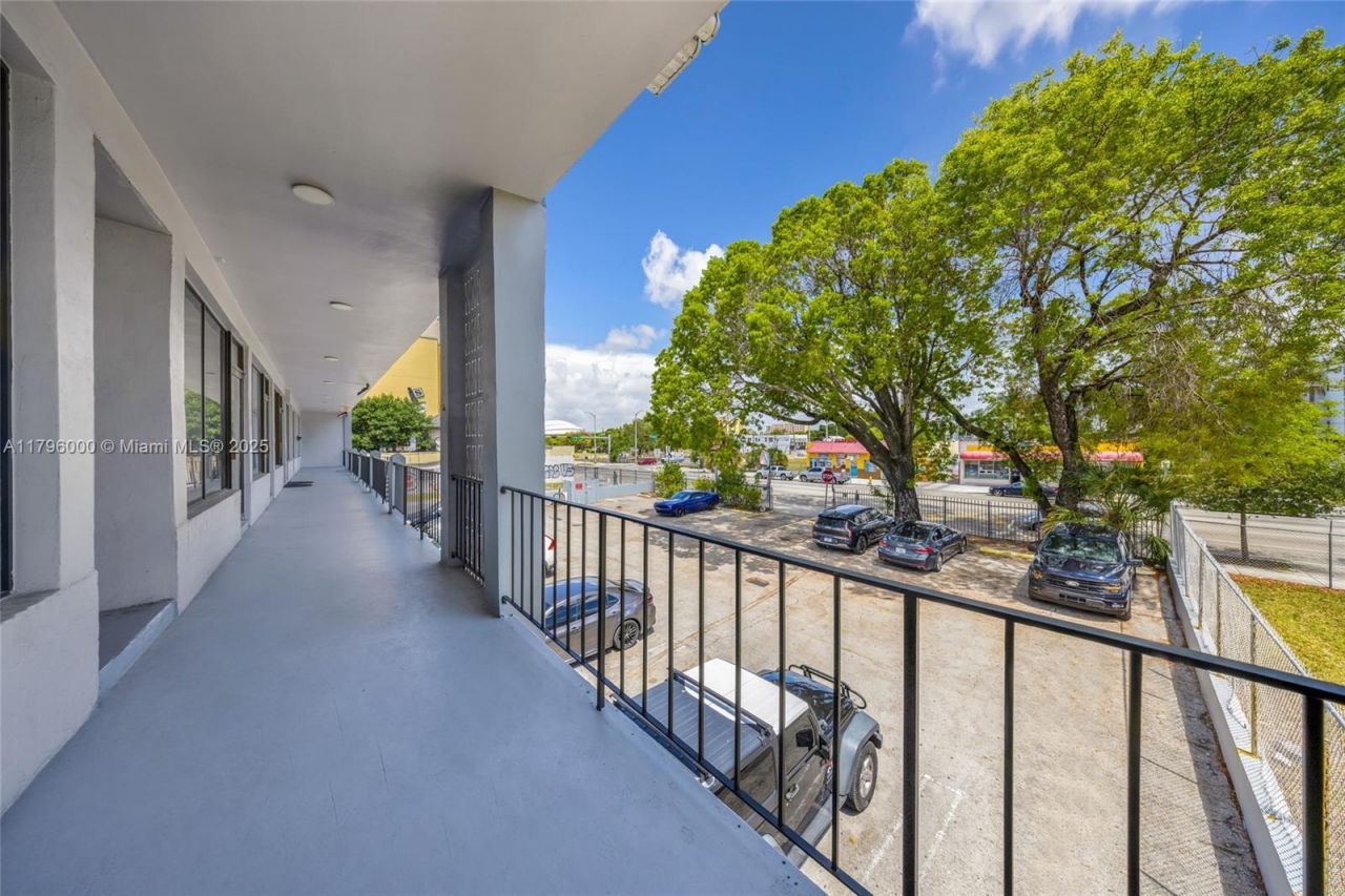 752 W Flagler St, Miami, FL 33130 Photo