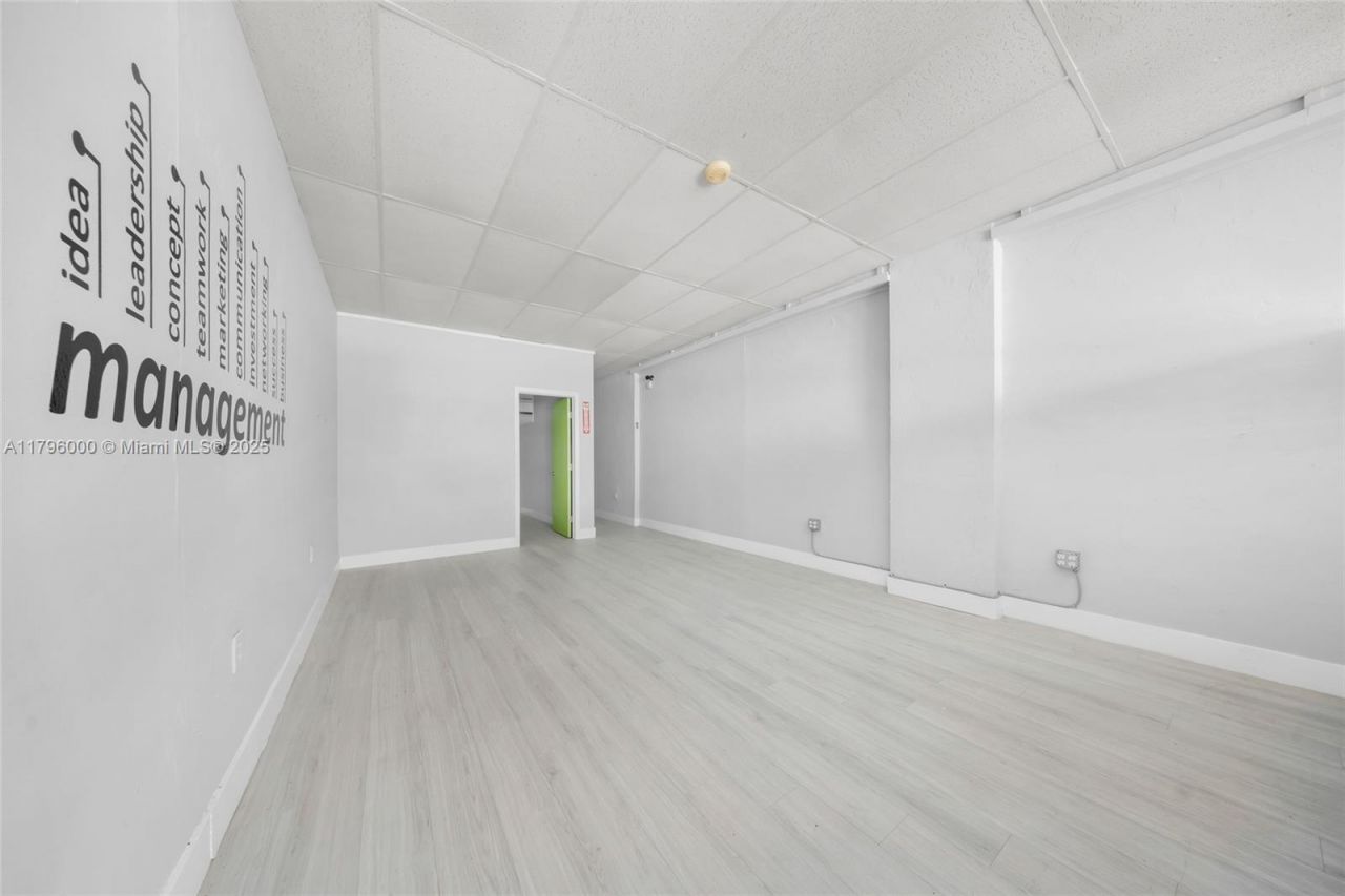 752 W Flagler St, Miami, FL 33130 Photo