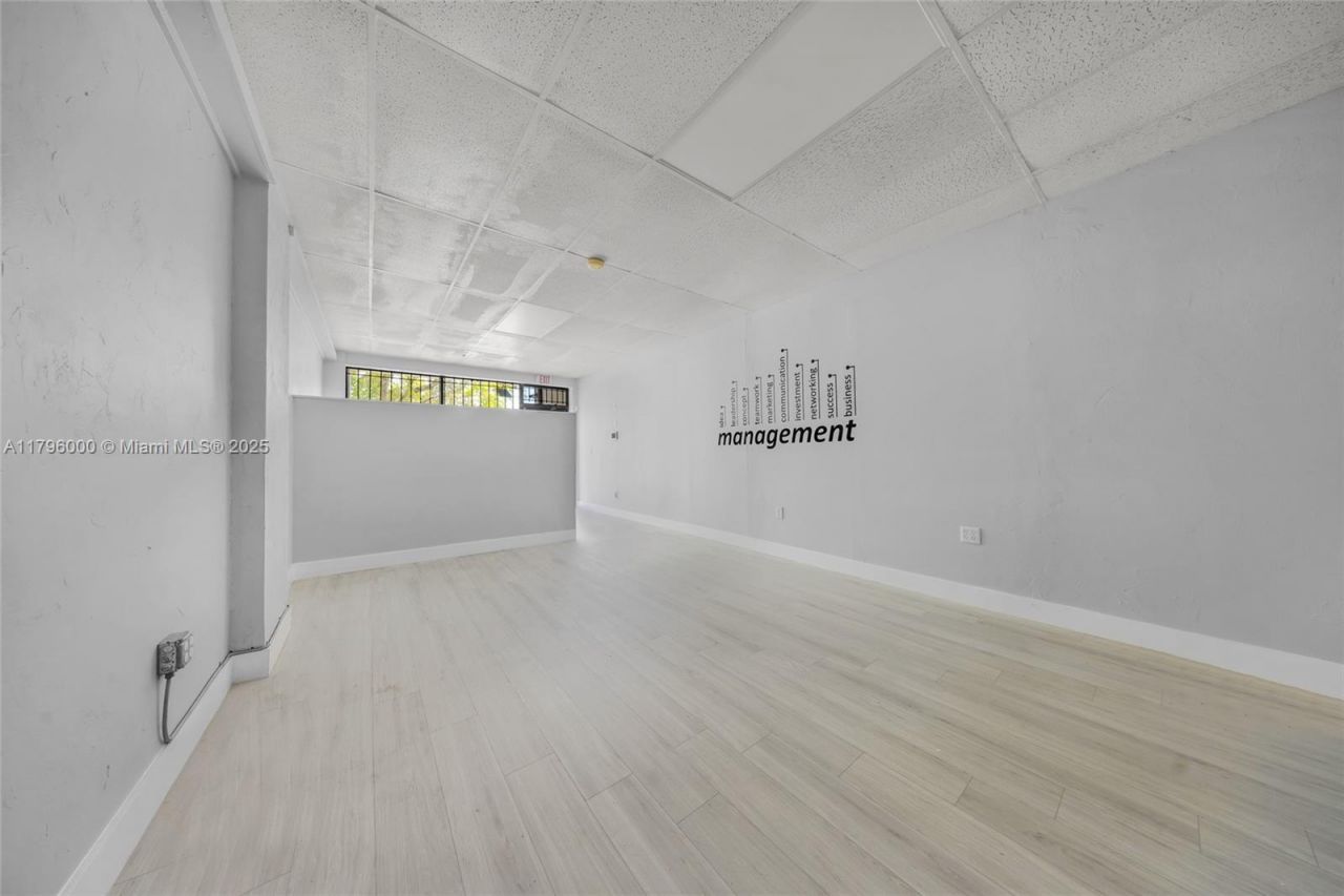 752 W Flagler St, Miami, FL 33130 Photo