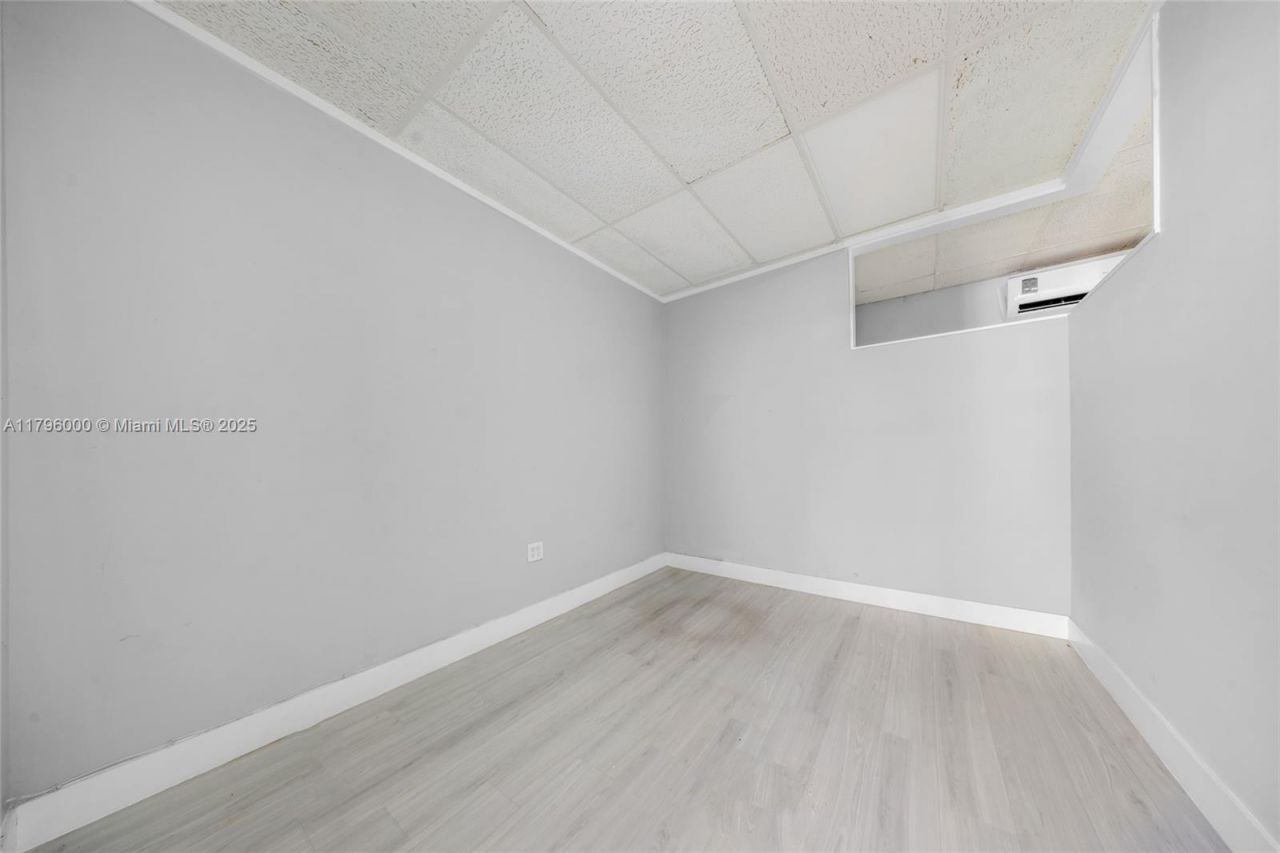 752 W Flagler St, Miami, FL 33130 Photo