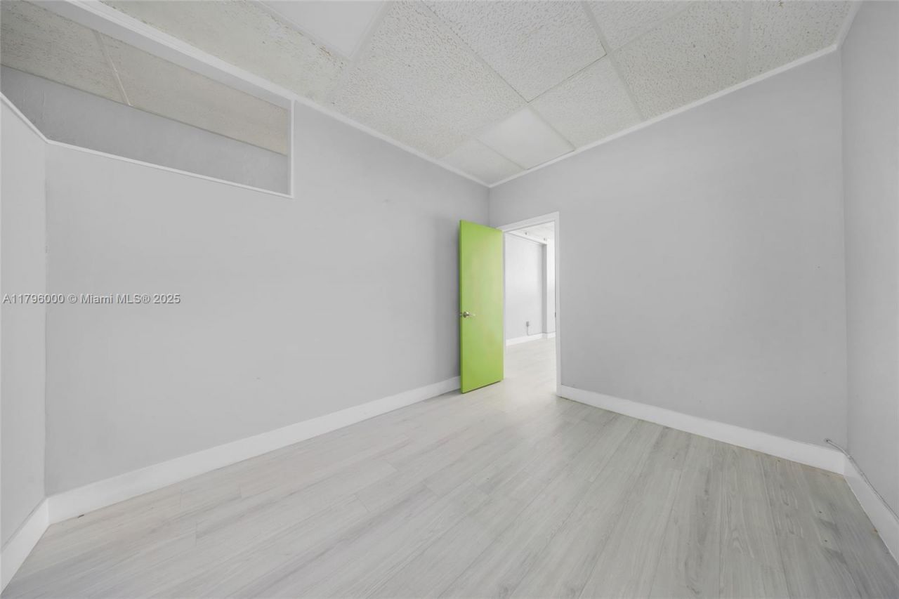 752 W Flagler St, Miami, FL 33130 Photo