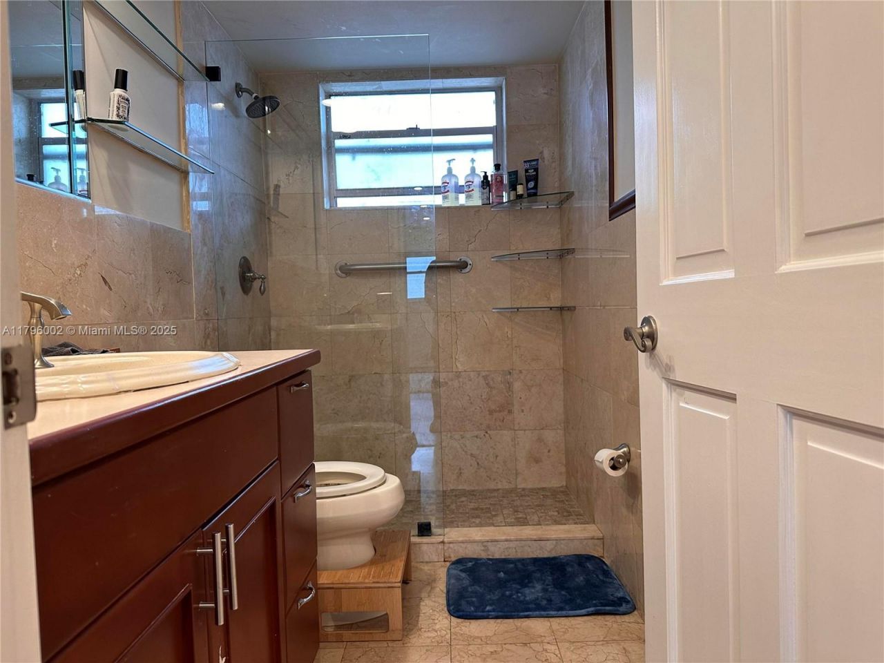 1605 Pennsylvania Ave, Unit 303, Miami Beach, FL 33139 Photo