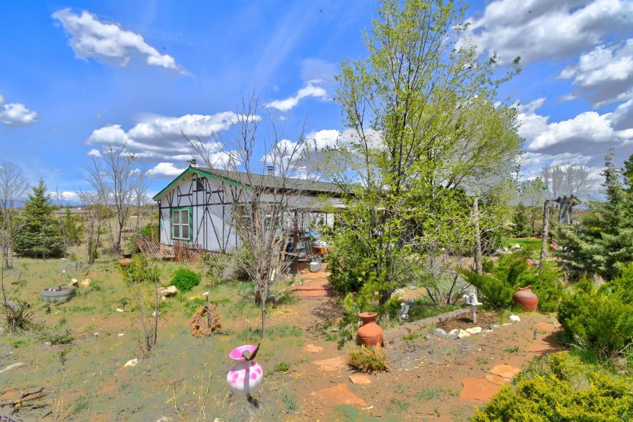 20 Reubens Lane, Edgewood, NM 87015 Main Photo