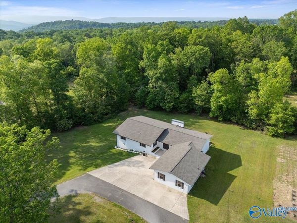 753 Waverly Hills Road, Grant, AL 35747