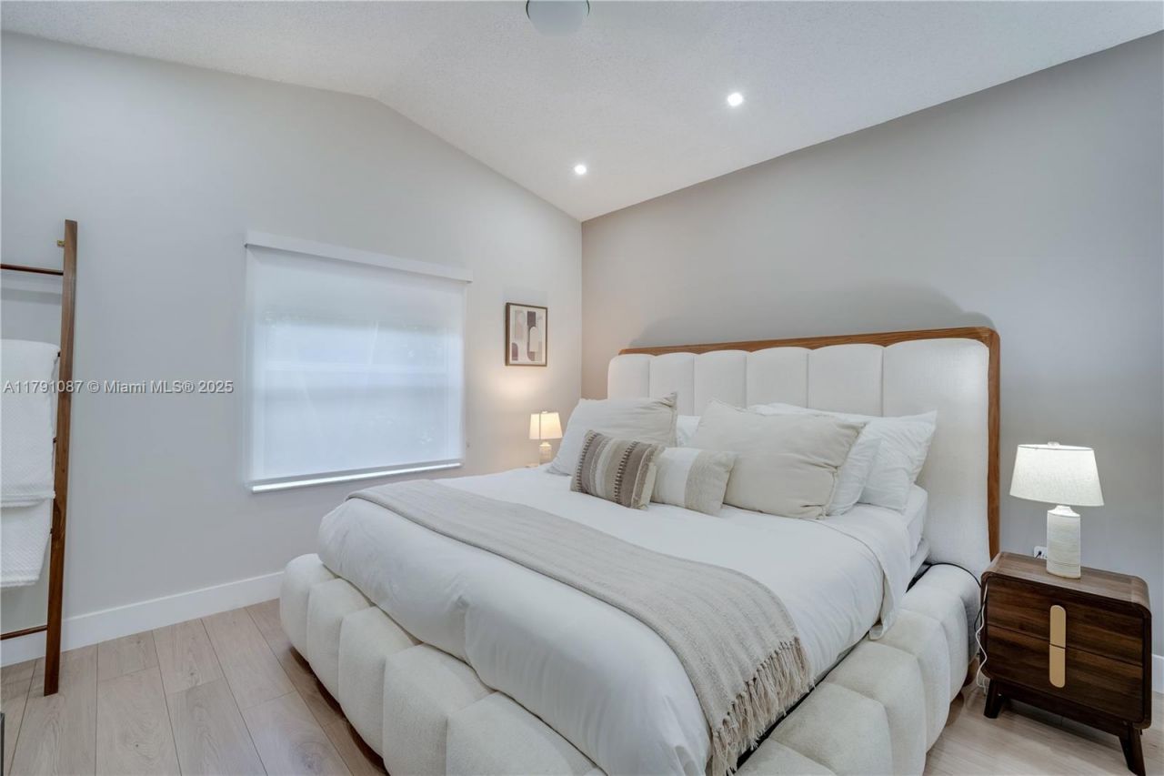 11334 NW 53rd Ln, Doral, FL 33178 Photo