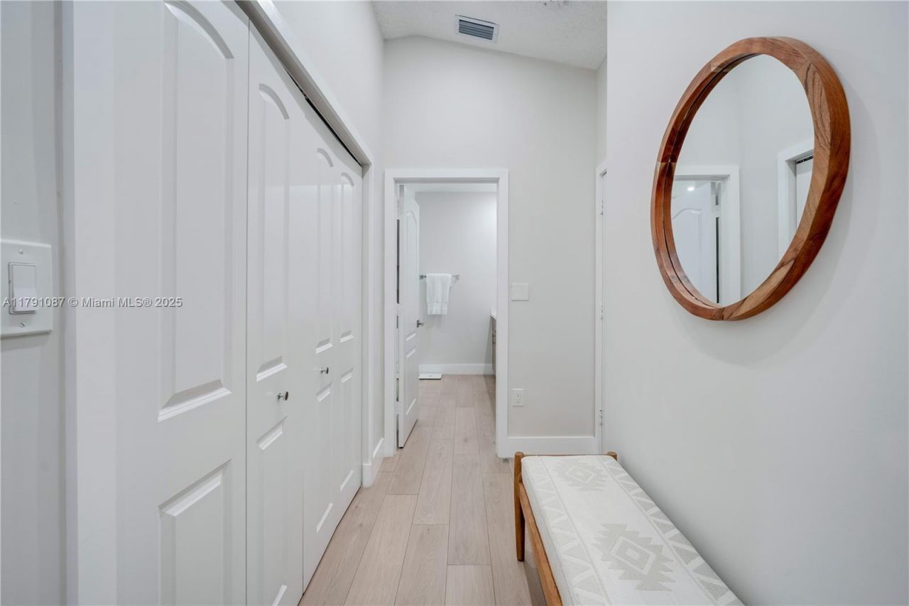 11334 NW 53rd Ln, Doral, FL 33178 Photo