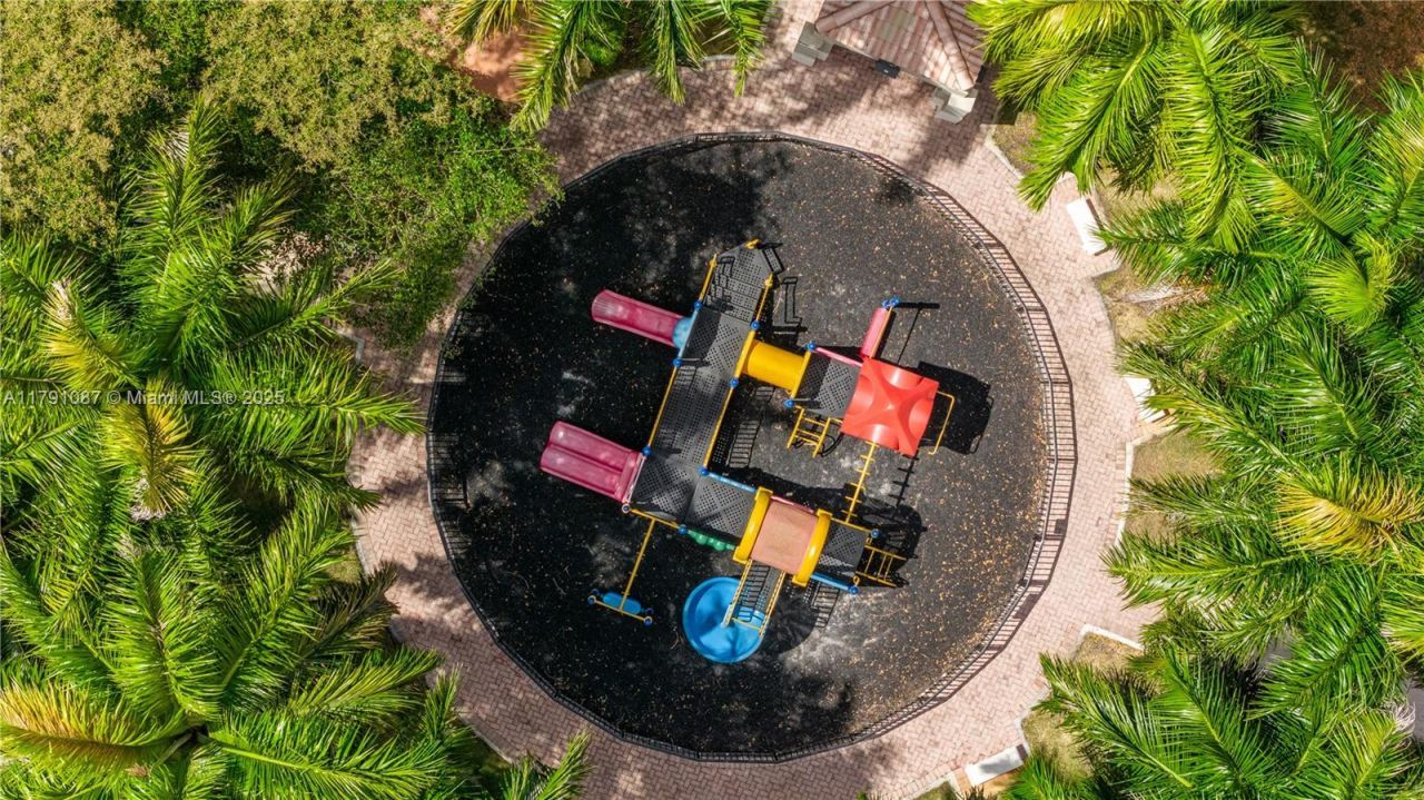 11334 NW 53rd Ln, Doral, FL 33178 Photo