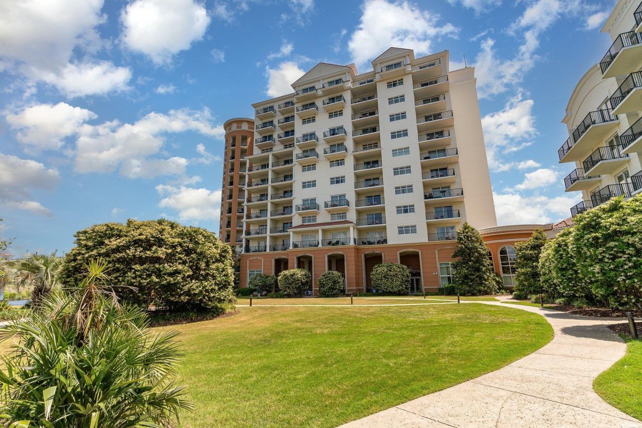 8121 Amalfi Pl. Photo 2