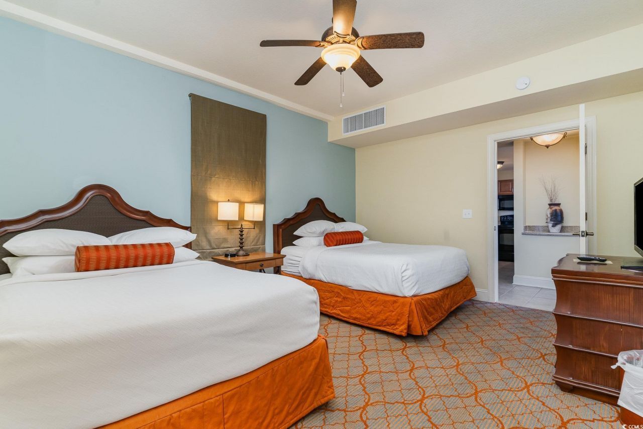 8121 Amalfi Pl. Photo 21