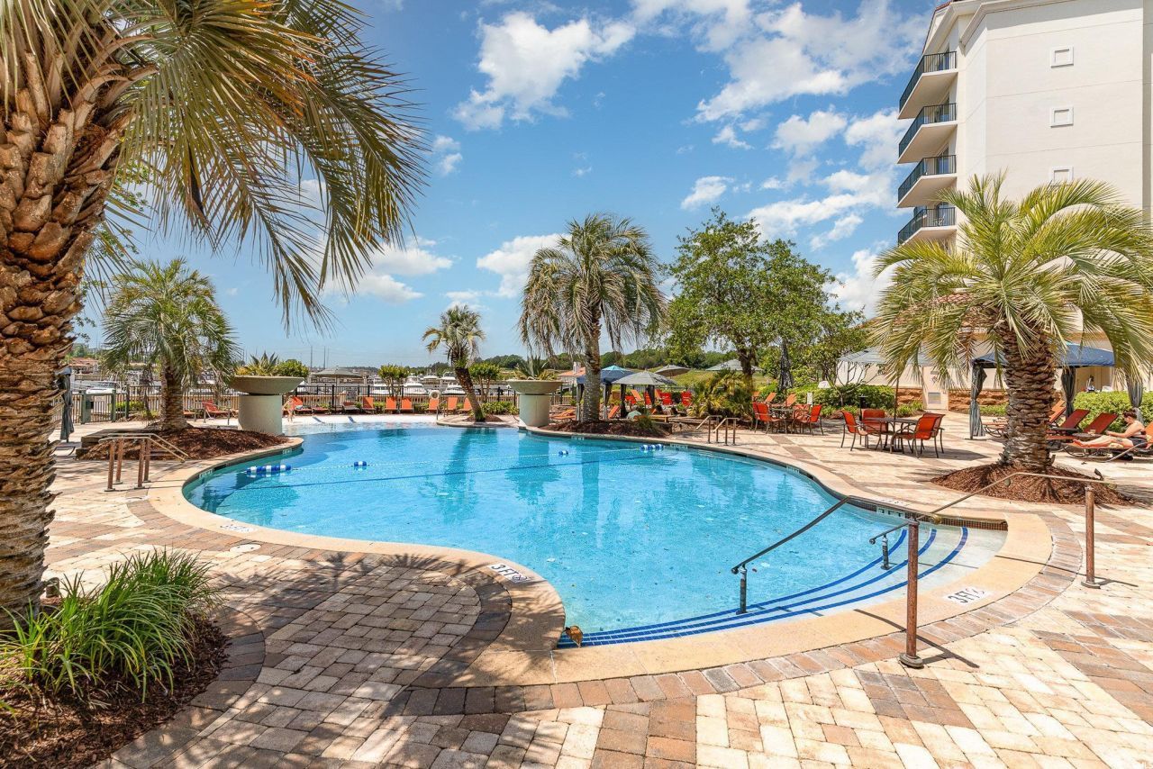 8121 Amalfi Pl. Photo 36