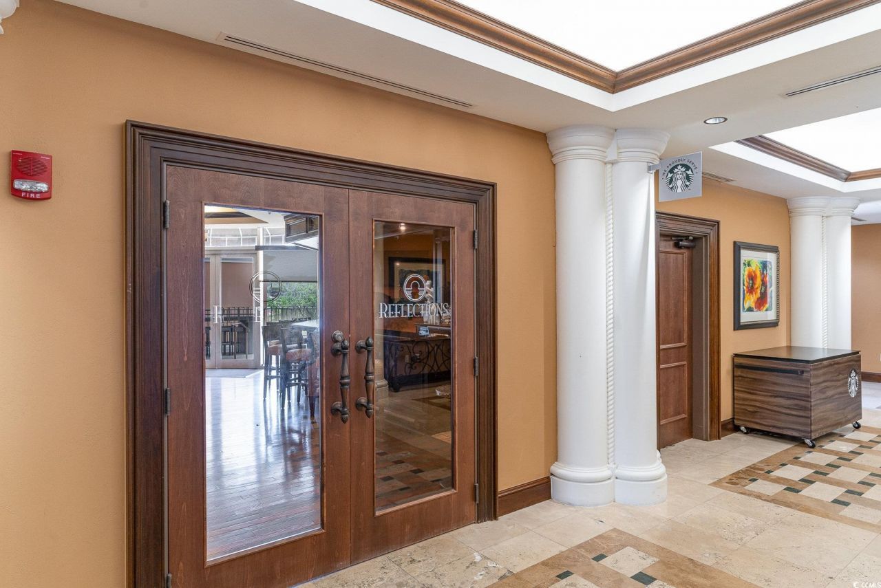 8121 Amalfi Pl. Photo 7