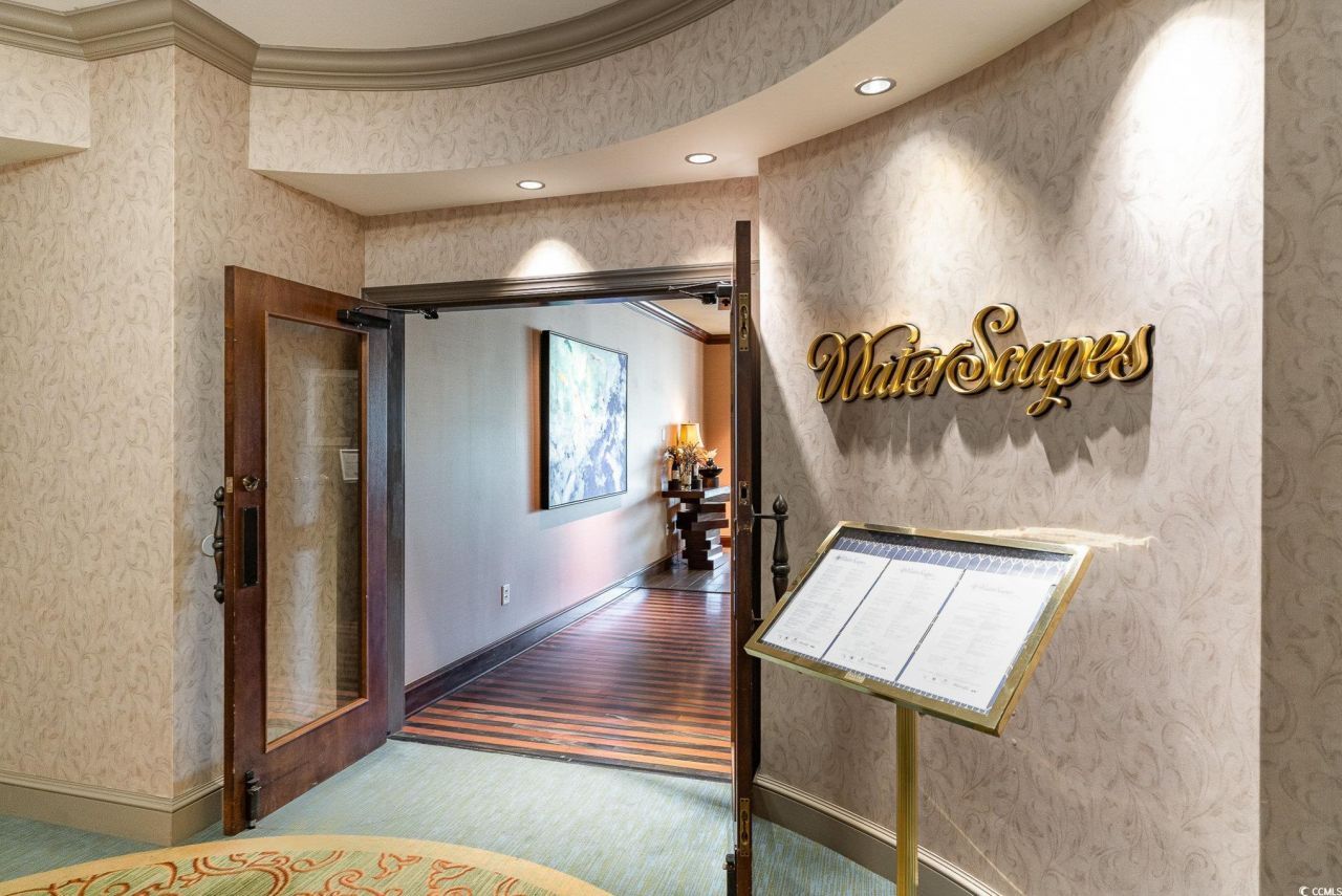 8121 Amalfi Pl. Photo 8