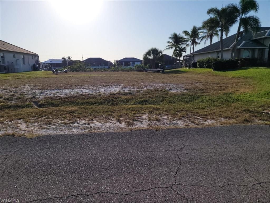 1707 NW 44th Ave, Cape Coral, FL 33993 Photo
