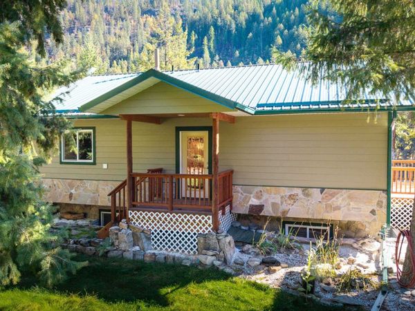 28 First Thought Loop, Orient, WA 99146