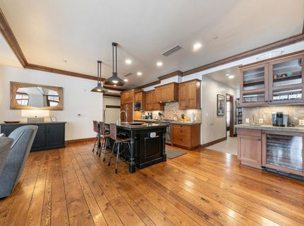 5001 Northstar Drive, Truckee, CA 96161 Photo