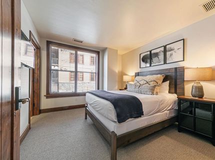 5001 Northstar Drive, Truckee, CA 96161 Photo