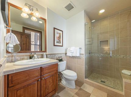 5001 Northstar Drive, Truckee, CA 96161 Photo