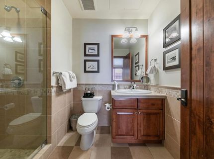 5001 Northstar Drive, Truckee, CA 96161 Photo