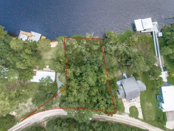 XXXX Gibson Road Common, Sopchoppy, FL 32358