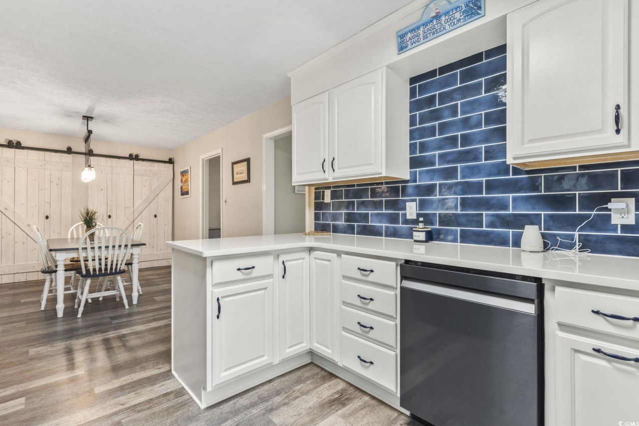 605 62nd Ave. N Photo 11