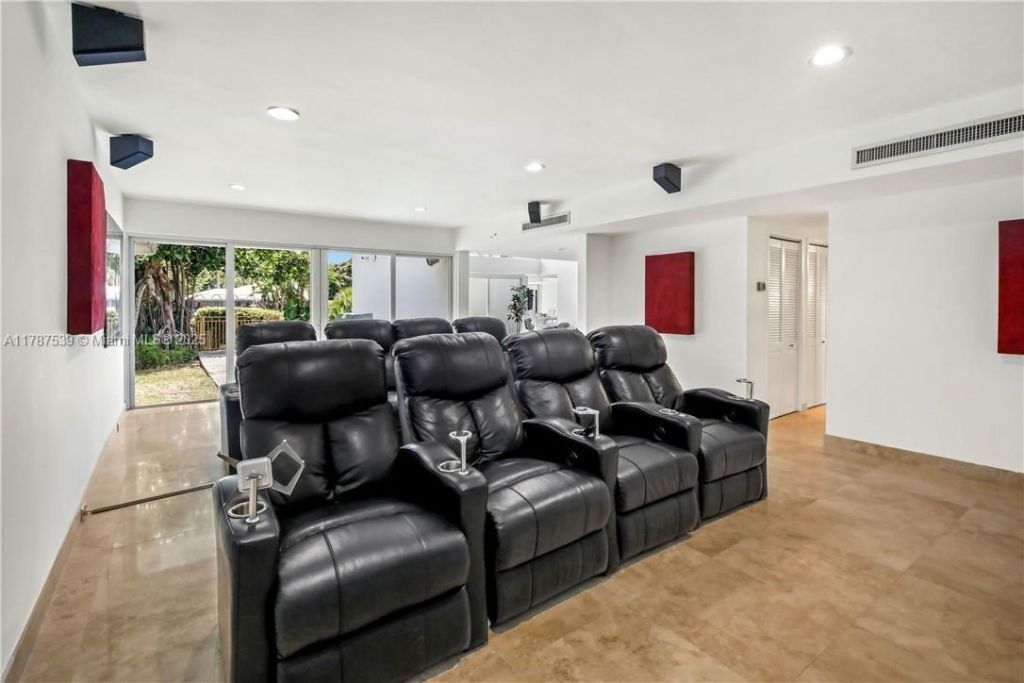 4050 NE 25th Ave, Lighthouse Point, FL 33064 Photo