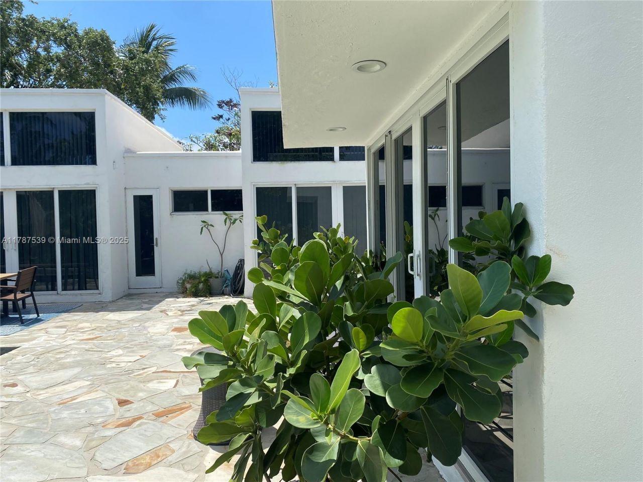 4050 NE 25th Ave, Lighthouse Point, FL 33064 Photo