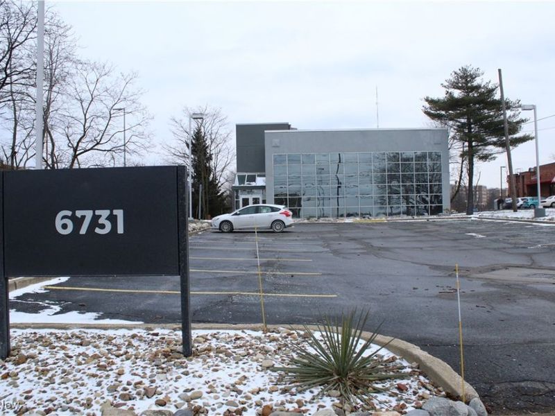 6731 Ridge, Unit M01, Parma, OH 44129 Photo 3