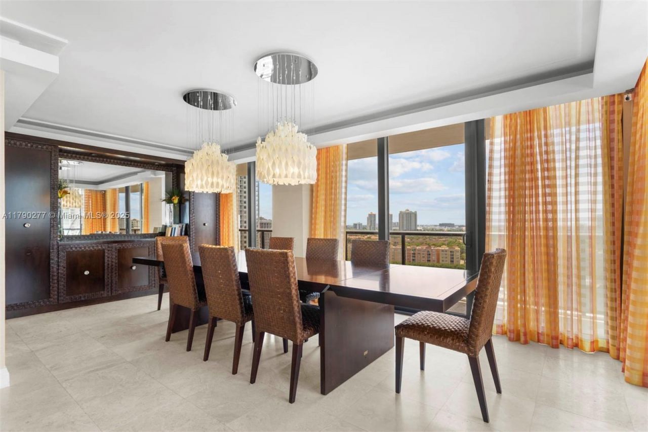 19667 Turnberry Way, Unit 14E, Aventura, FL 33180 Photo