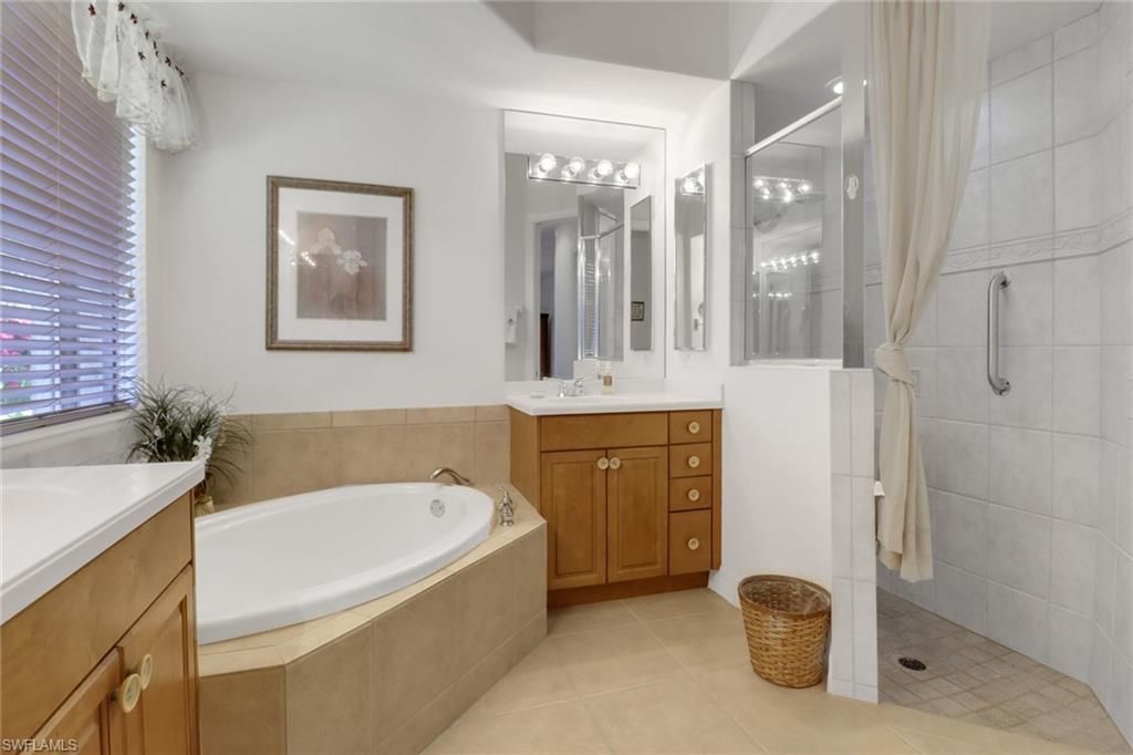 28404 Via Odanti Dr, Bonita Springs, FL 34135 Photo