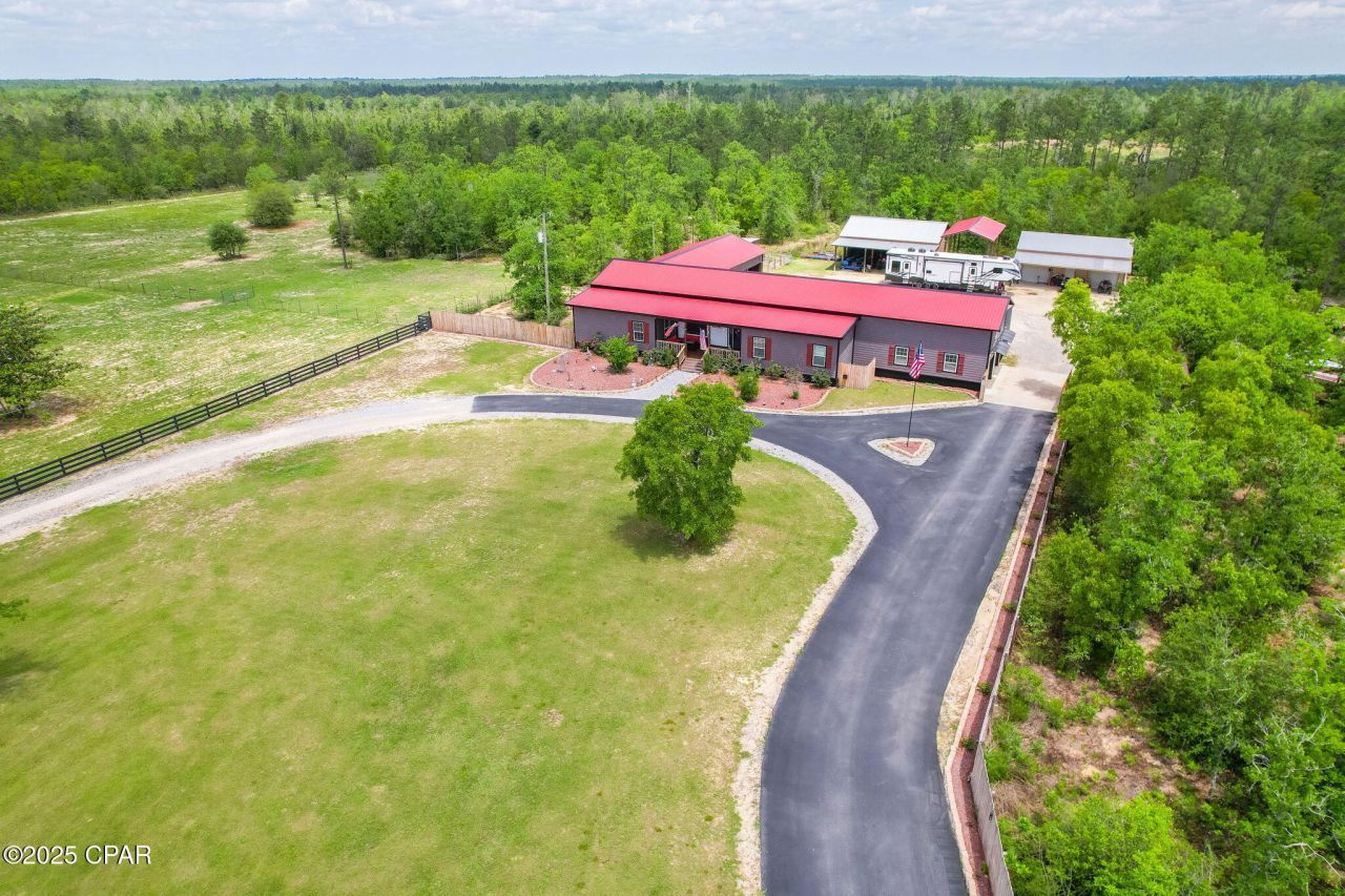 2612 NW County Road 274, Fountain, FL 32438 Main Photo