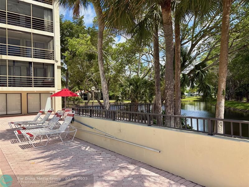 2306 S Cypress Bend Drive, Unit 319, Pompano Beach, FL 33069 Photo
