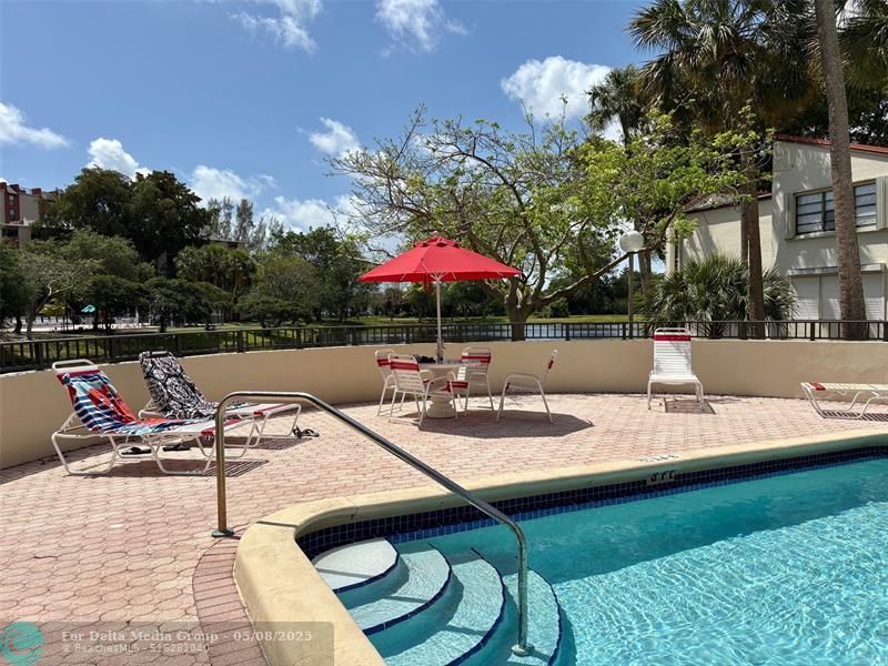 2306 S Cypress Bend Drive, Unit 319, Pompano Beach, FL 33069 Photo
