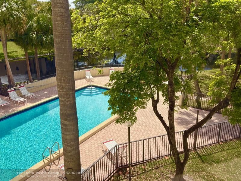 2306 S Cypress Bend Drive, Unit 319, Pompano Beach, FL 33069 Photo