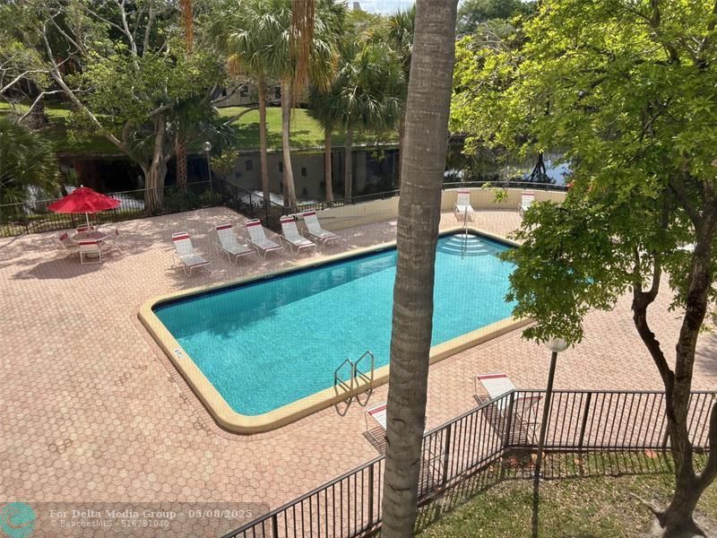 2306 S Cypress Bend Drive, Unit 319, Pompano Beach, FL 33069 Photo