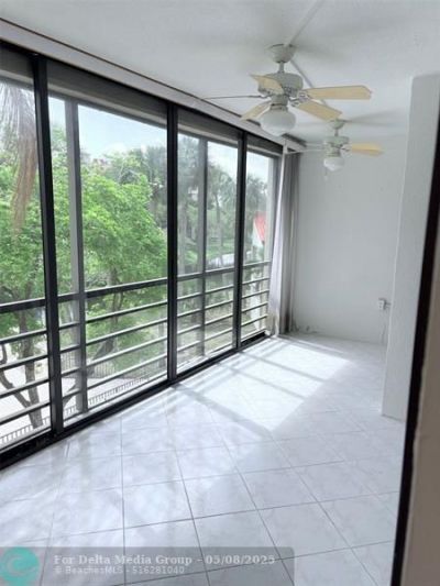 2306 S Cypress Bend Drive, Unit 319, Pompano Beach, FL 33069 Photo