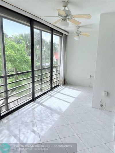 2306 S Cypress Bend Drive, Unit 319, Pompano Beach, FL 33069 Photo