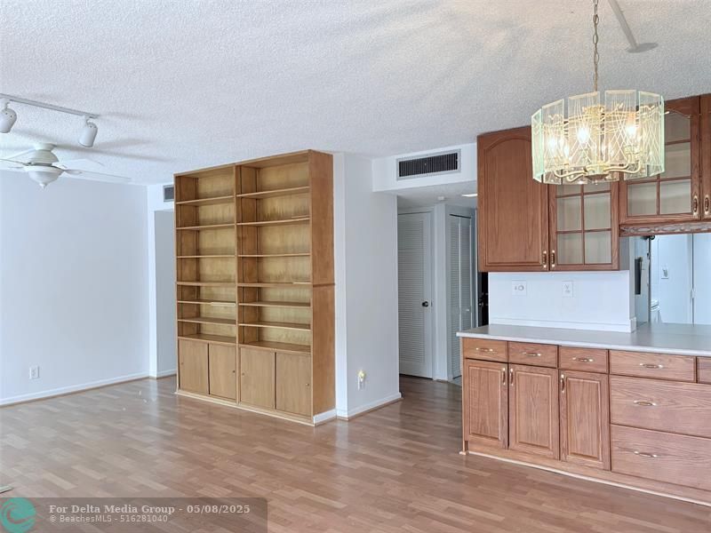 2306 S Cypress Bend Drive, Unit 319, Pompano Beach, FL 33069 Photo