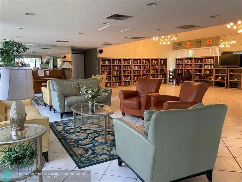 2306 S Cypress Bend Drive, Unit 319, Pompano Beach, FL 33069 Photo