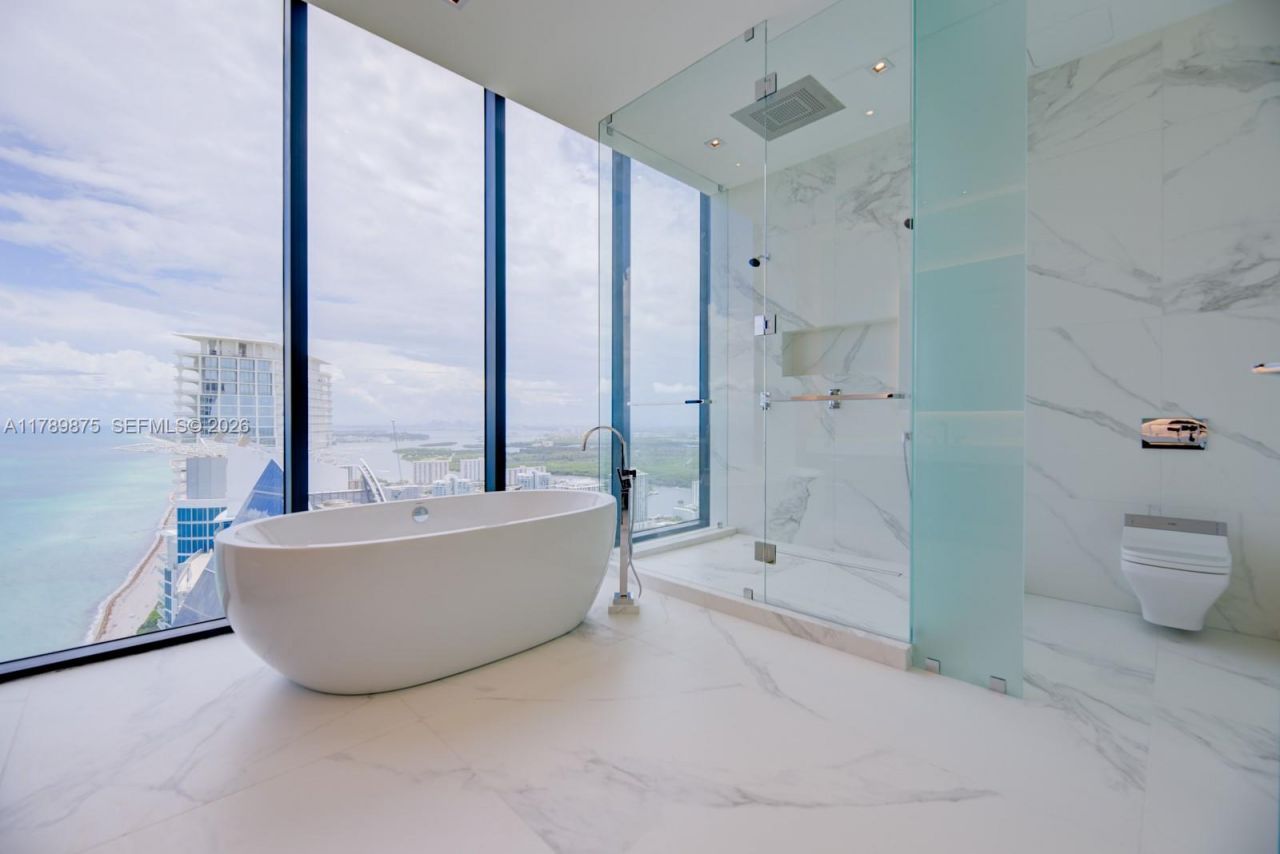 17141 Collins Ave, Unit 4501/4601, Sunny Isles Beach, FL 33160 Photo