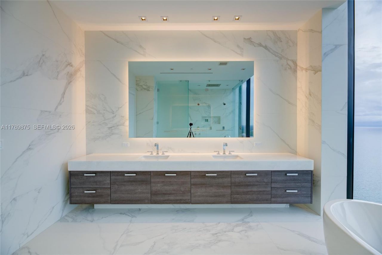 17141 Collins Ave, Unit 4501/4601, Sunny Isles Beach, FL 33160 Photo