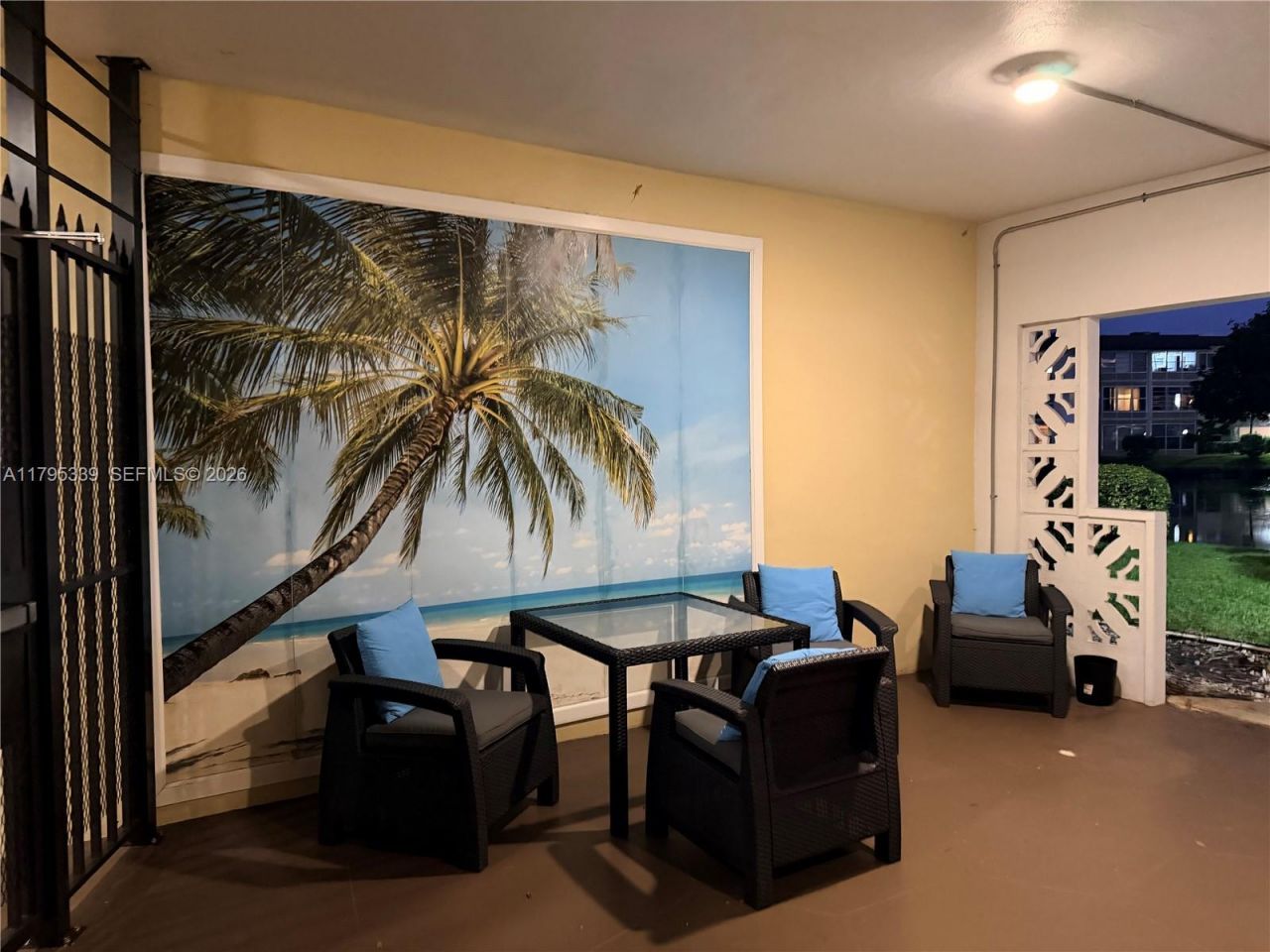 4700 NW 35th St, Unit 408, Lauderdale Lakes, FL 33319 Photo