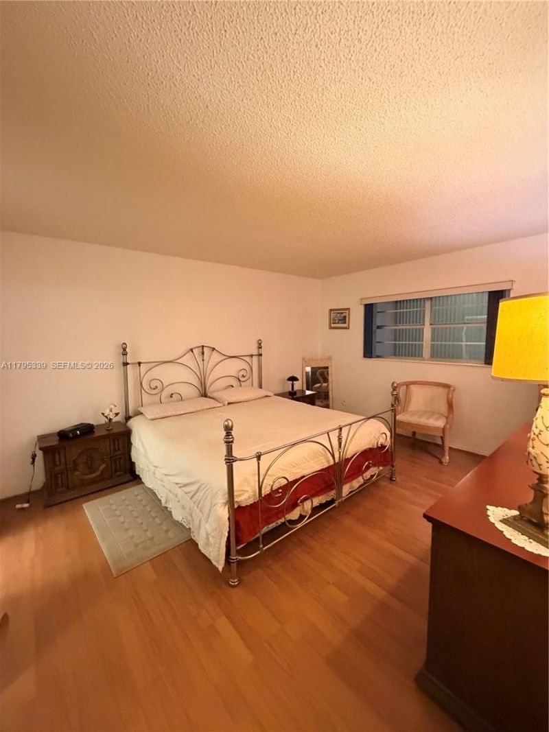 4700 NW 35th St, Unit 408, Lauderdale Lakes, FL 33319 Photo