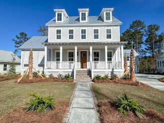 3894 Summerton Street Mount Pleasant, SC 29466